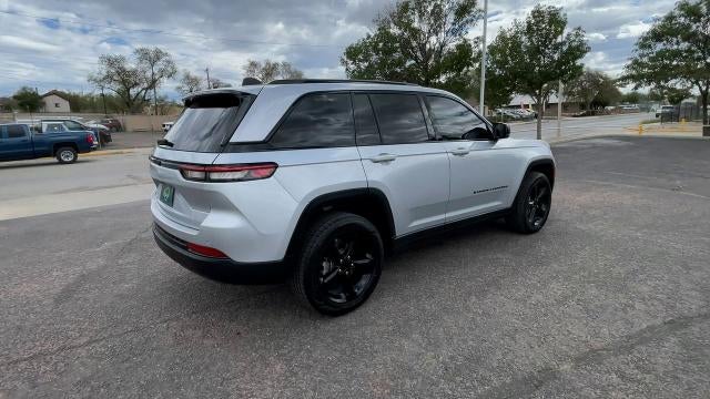 2023 Jeep Grand Cherokee Altitude 4x4