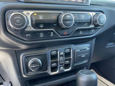 2023 Jeep Gladiator Overland