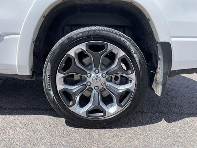 2022 RAM 1500 Limited Crew Cab 4x4 5'7" Box