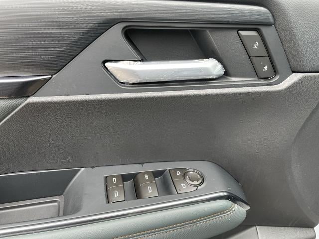 2027 GMC Acadia AT4