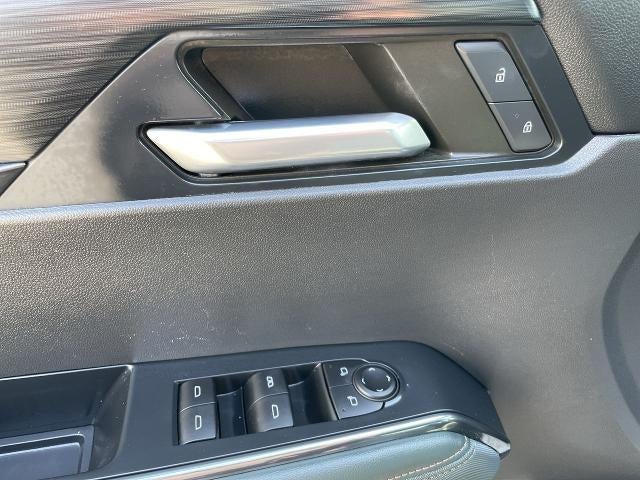 2024 GMC Acadia AT4