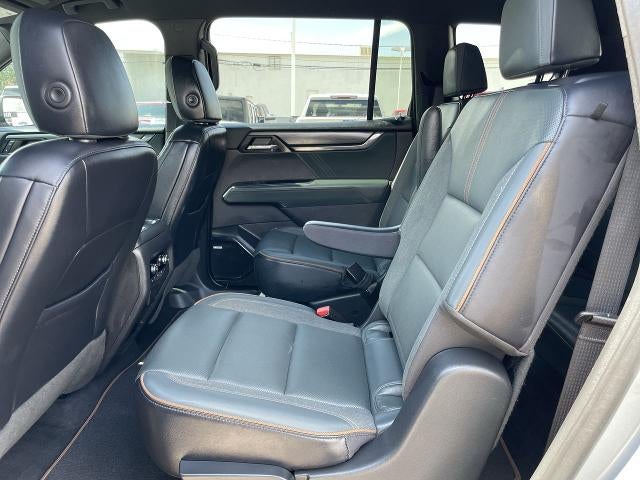 2024 GMC Acadia AT4