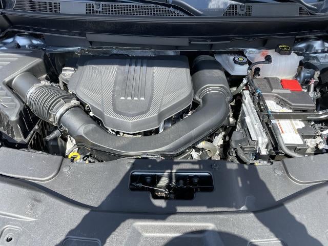 2024 GMC Acadia AT4