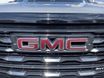 2024 GMC Acadia AT4