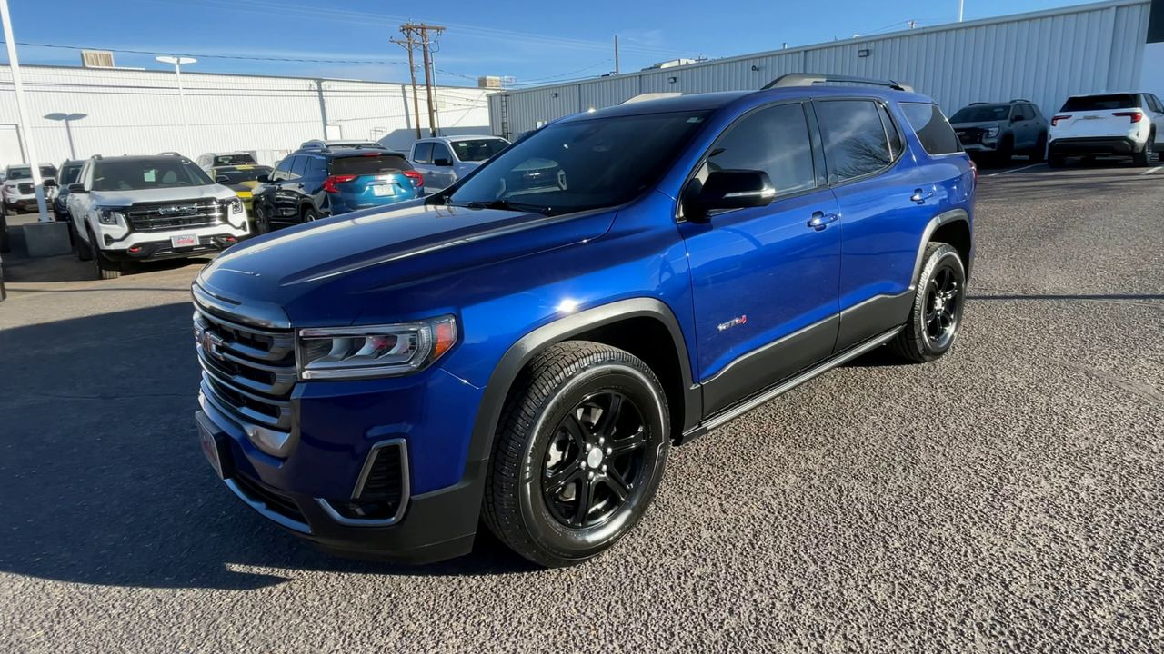 2023 GMC Acadia AT4