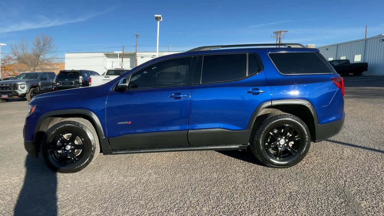 2023 GMC Acadia AT4