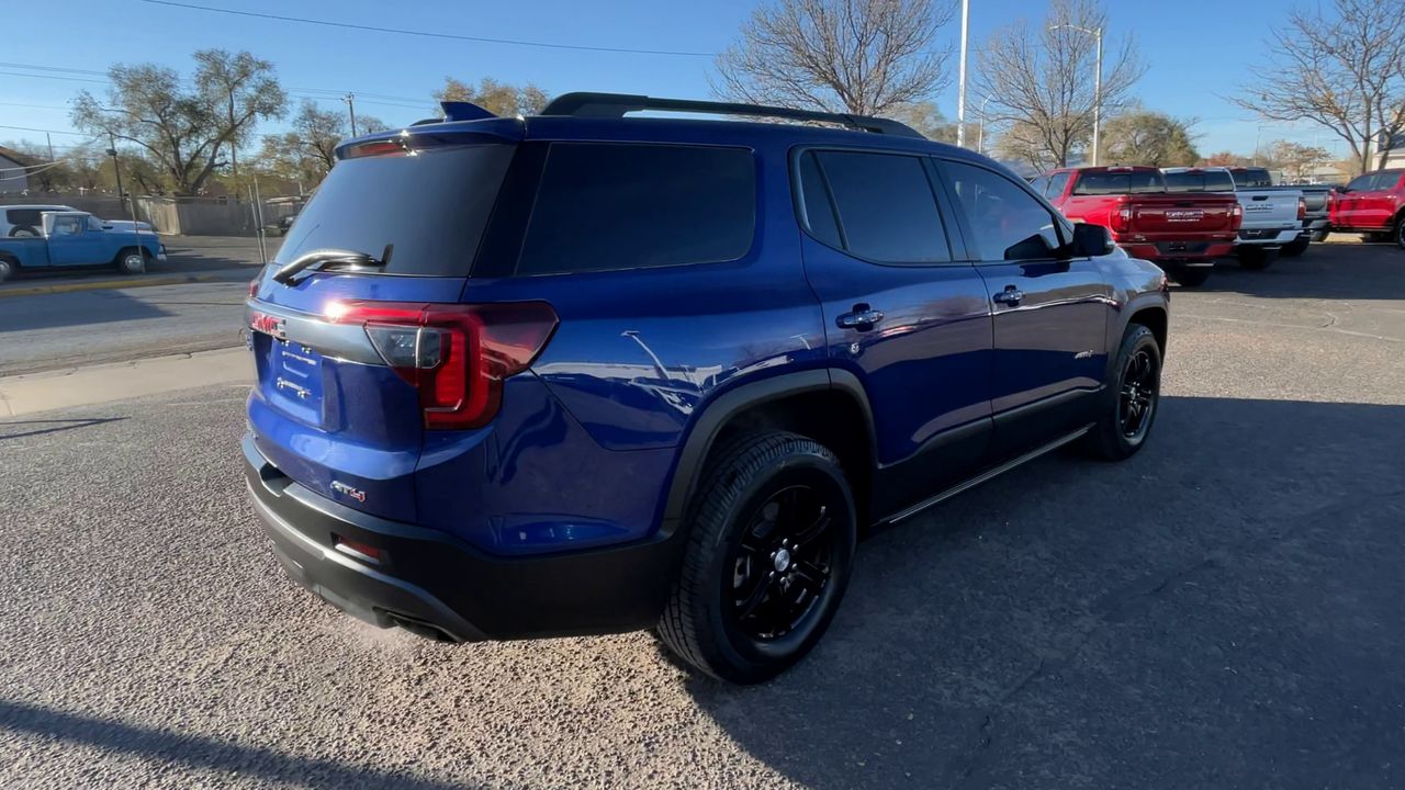 2023 GMC Acadia AT4