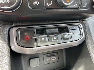 2022 GMC Acadia AT4