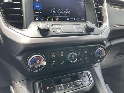 2022 GMC Acadia AT4