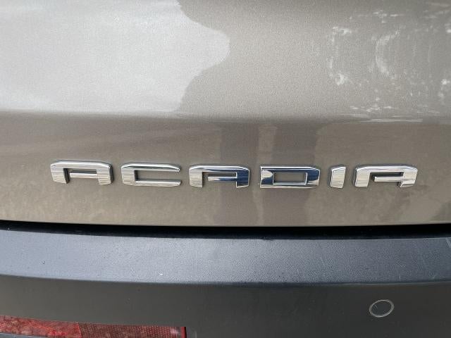 2022 GMC Acadia AT4