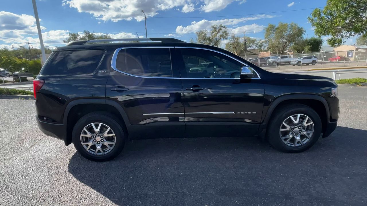 2021 GMC Acadia SLT
