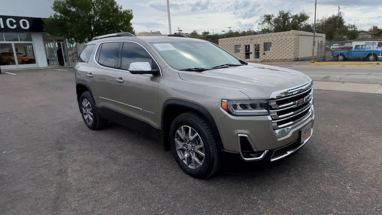 2022 GMC Acadia SLT