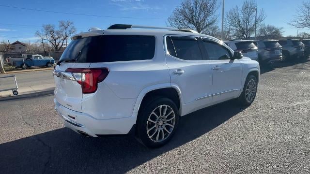 2023 GMC Acadia Denali