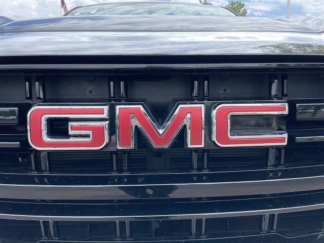 2024 GMC Yukon XL SLE