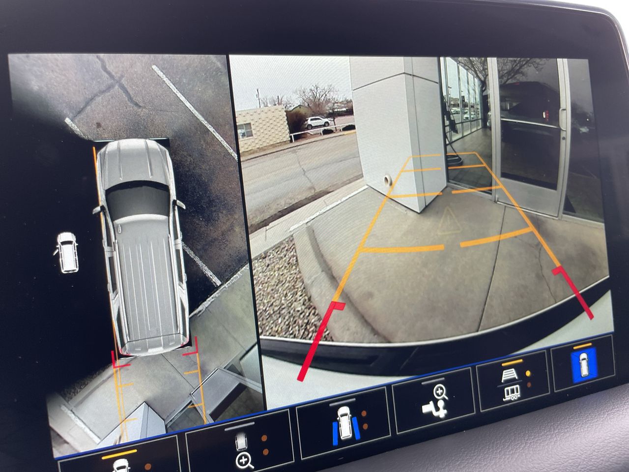 2023 GMC Yukon XL AT4