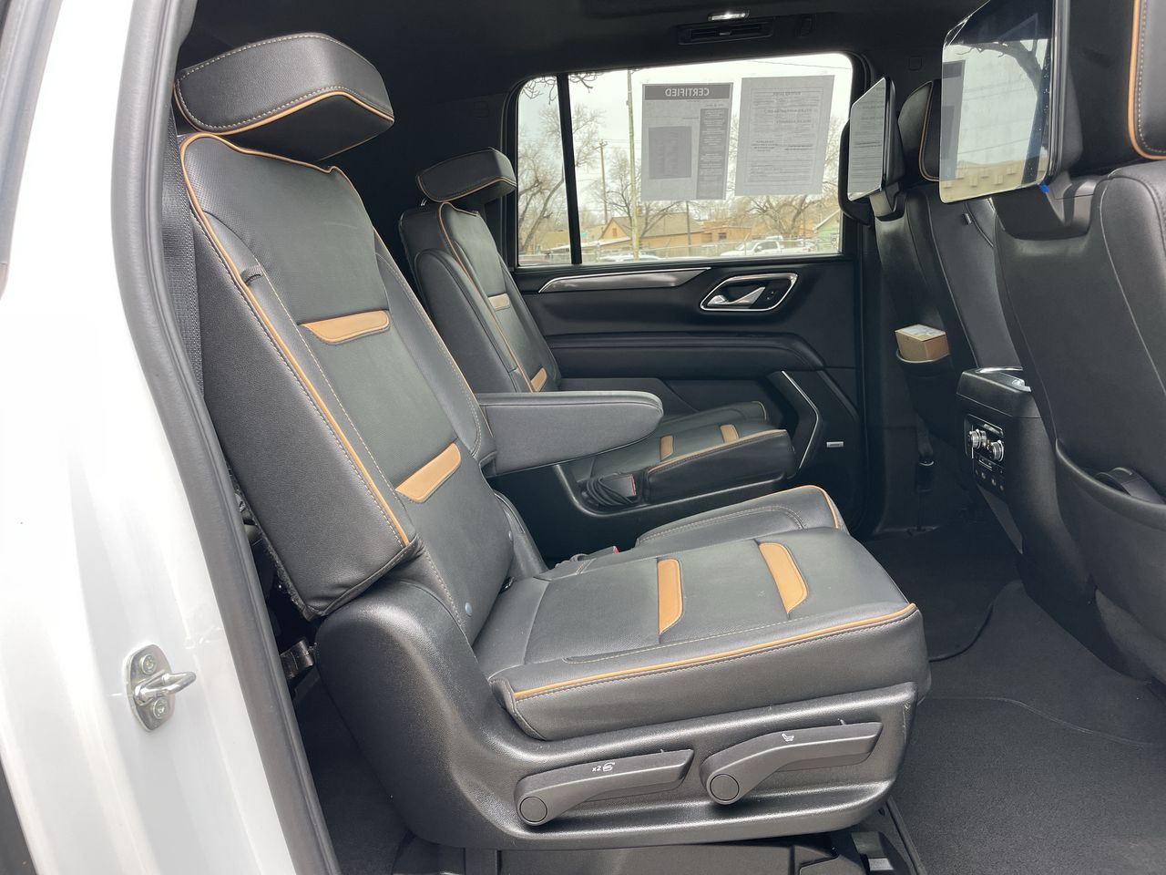 2023 GMC Yukon XL AT4