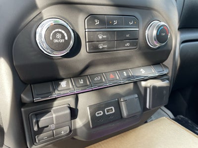 2025 GMC Sierra 3500 HD Pro