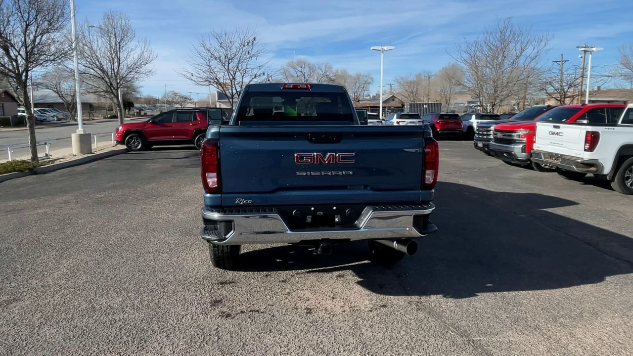 2025 GMC Sierra 3500 HD Pro