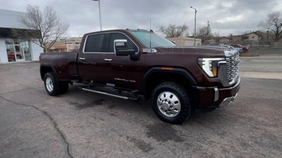 2024 GMC Sierra 3500 HD Denali