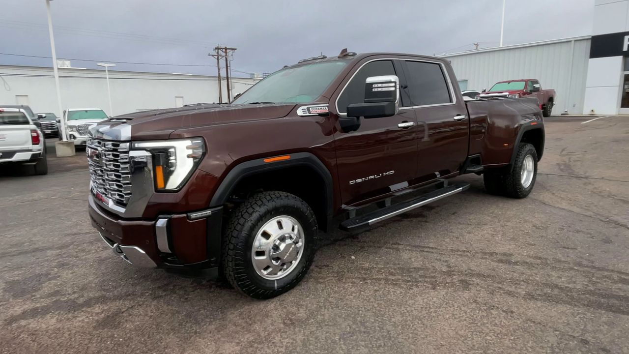 2024 GMC Sierra 3500 HD Denali