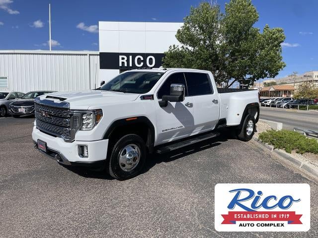 2022 GMC Sierra 4WD Crew Cab Long Box DRW Denali's photo