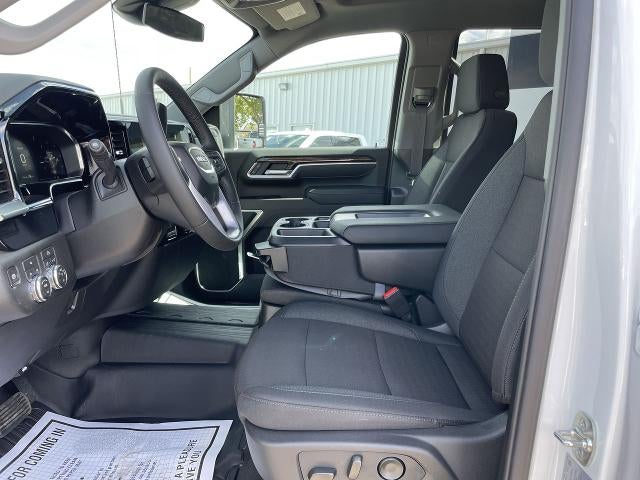 2026 GMC Sierra 3500 HD SLE