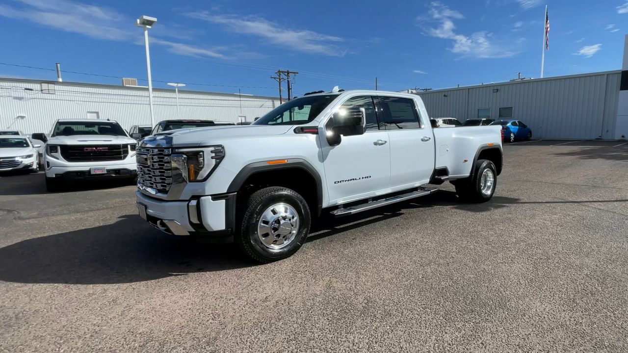 2026 GMC Sierra 3500 HD Denali DRW