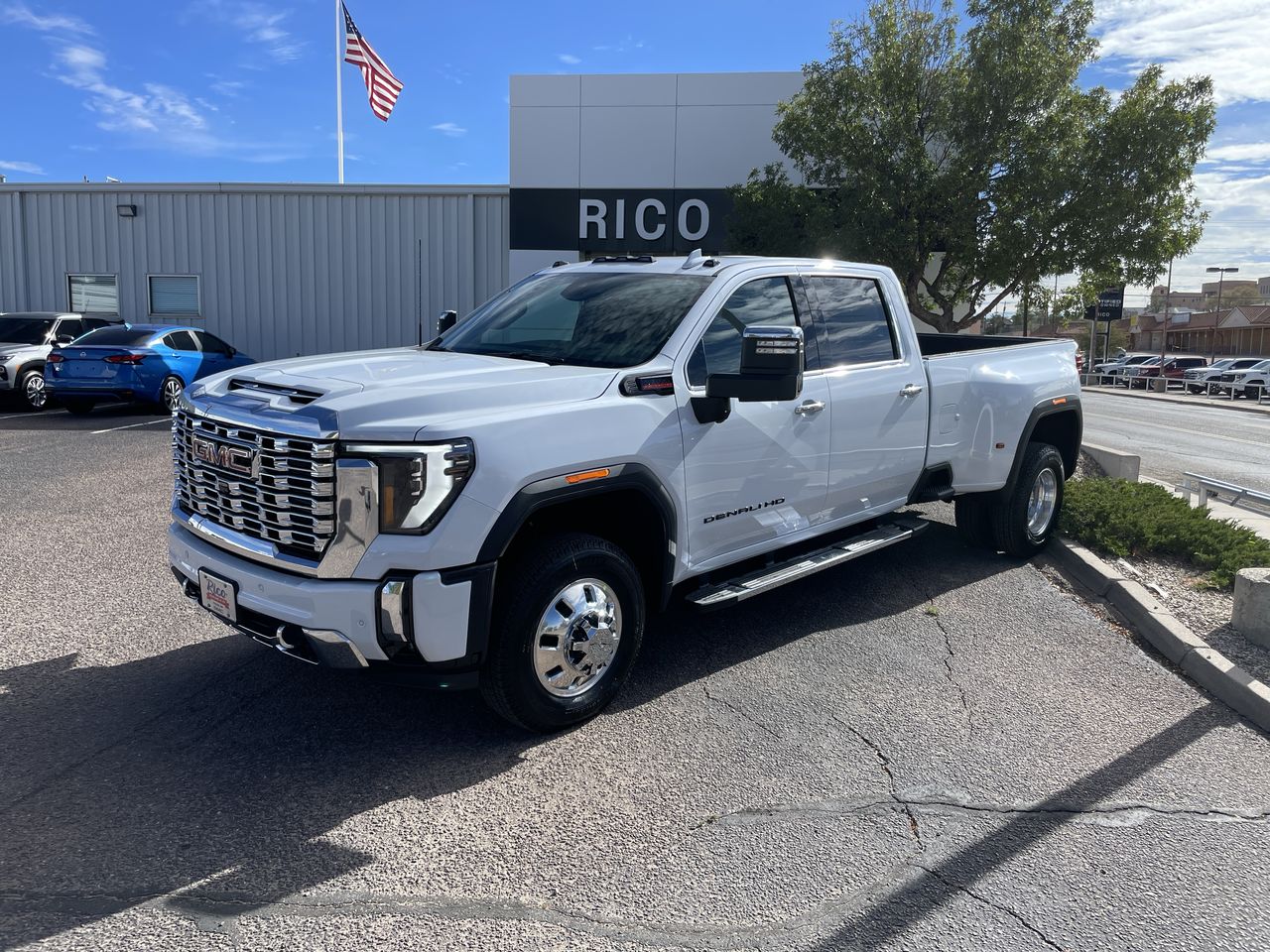 2026 GMC Sierra 3500 HD Denali DRW
