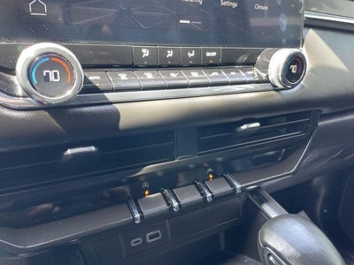 2024 GMC Canyon Elevation