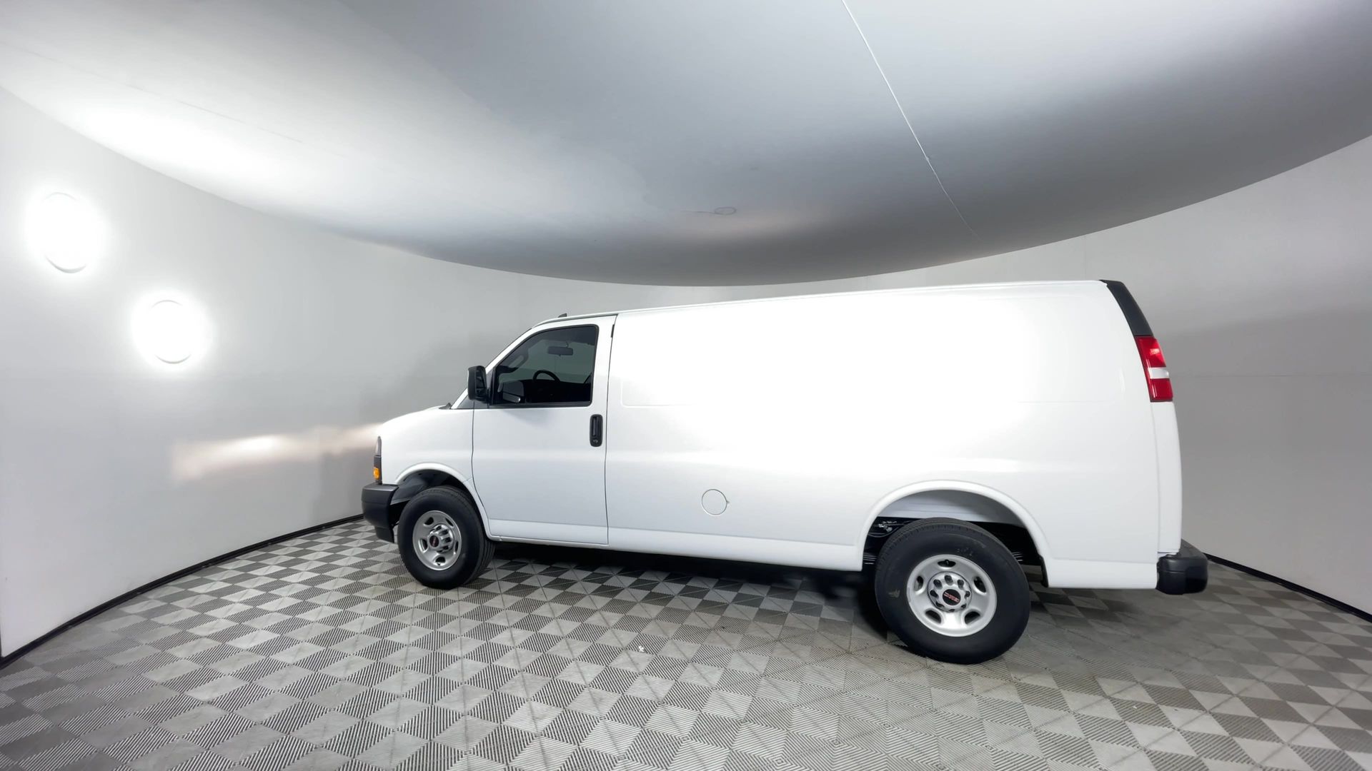 2025 GMC Savana Cargo Work Van