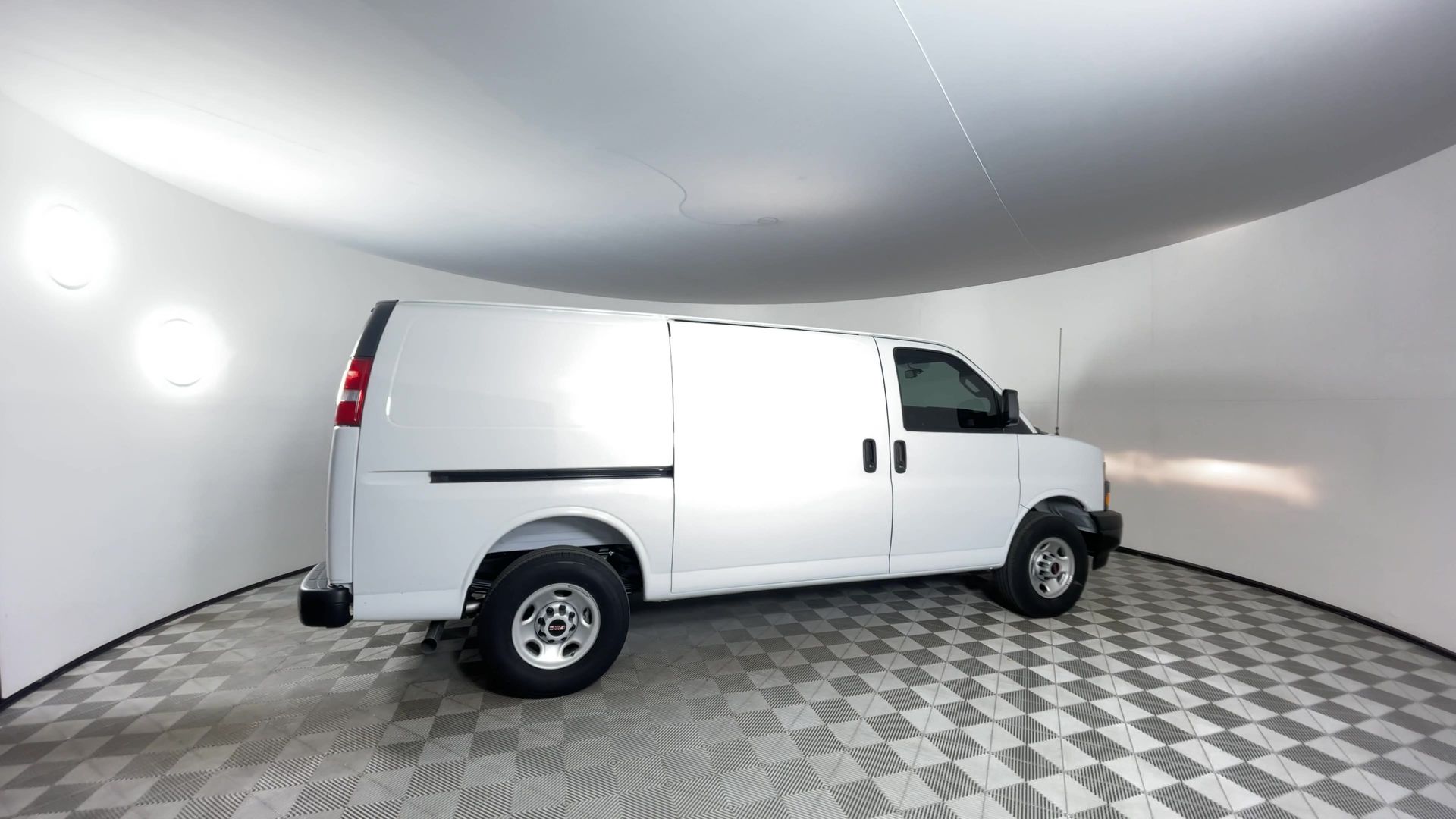 2025 GMC Savana Cargo Work Van