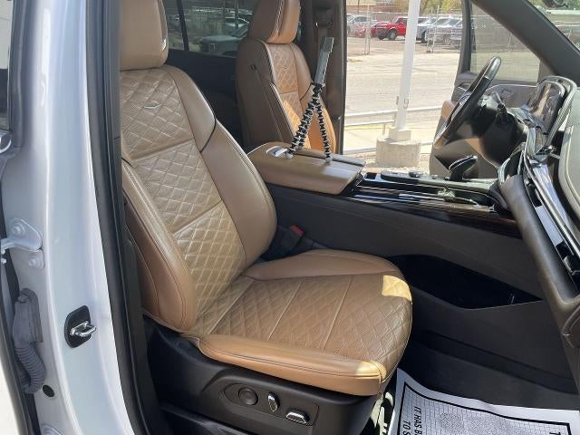 2023 Cadillac Escalade ESV 4WD Premium Luxury