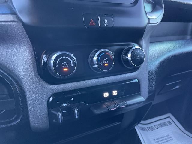 2024 RAM 3500 Tradesman Crew Cab 4x4 8' Box