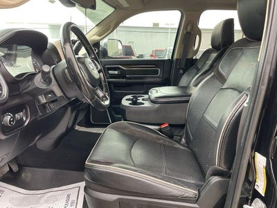 2022 RAM 3500 Laramie Crew Cab 4x4 8' Box