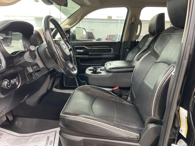 2022 RAM 3500 Laramie Crew Cab 4x4 8' Box