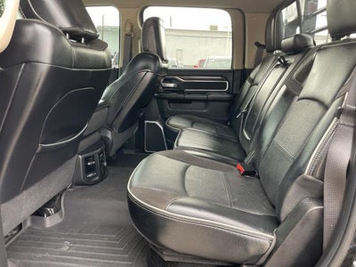 2022 RAM 3500 Laramie Crew Cab 4x4 8' Box