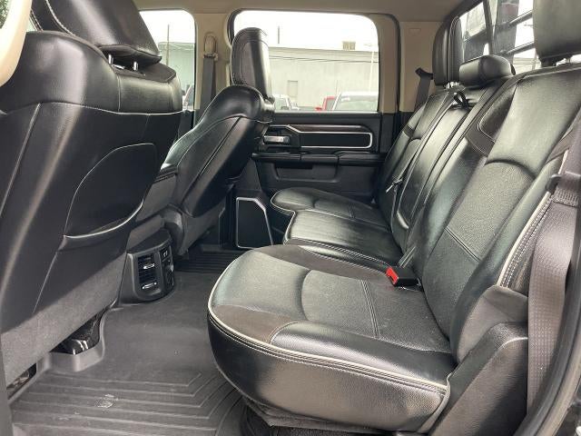 2022 RAM 3500 Laramie Crew Cab 4x4 8' Box