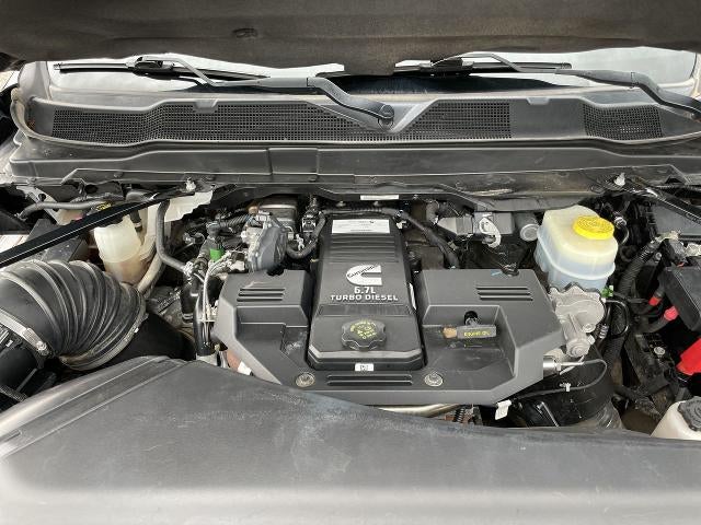 2022 RAM 3500 Laramie Crew Cab 4x4 8' Box