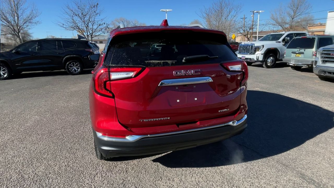 2022 GMC Terrain SLT