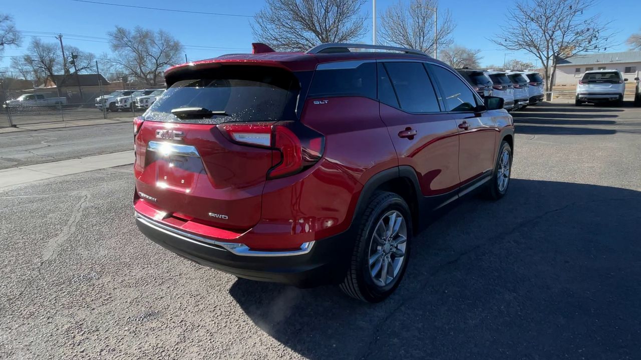 2022 GMC Terrain SLT