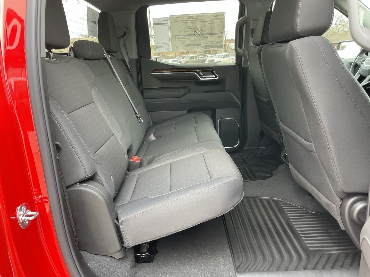 2025 GMC Sierra 1500 SLE