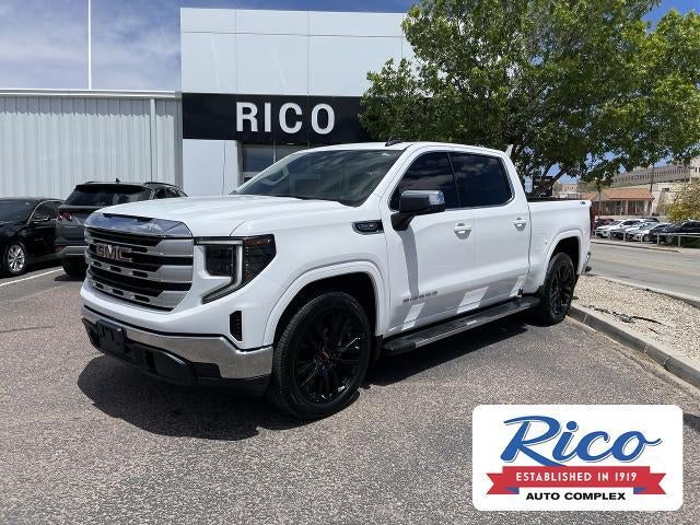2022 GMC Sierra 4WD Crew Cab Short Box SLE's photo