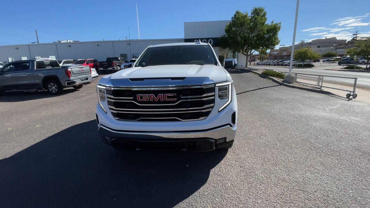 2023 GMC Sierra 1500 SLT