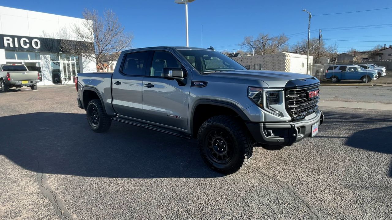 2025 GMC Sierra 1500 AT4X