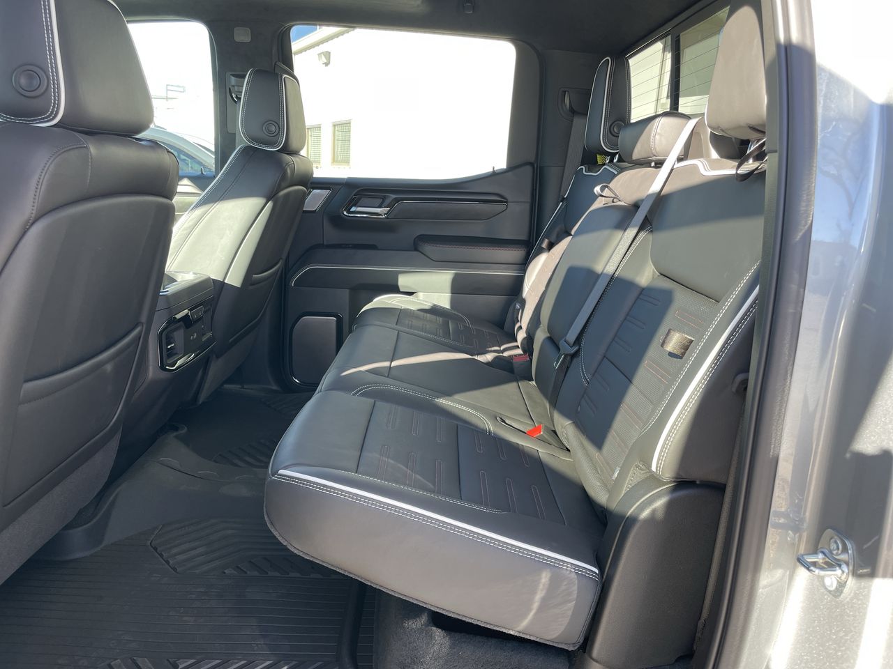 2025 GMC Sierra 1500 AT4X