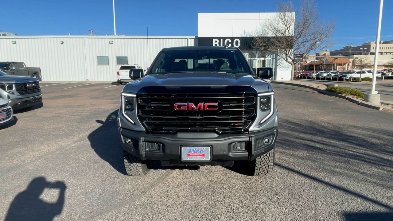 2025 GMC Sierra 1500 AT4X