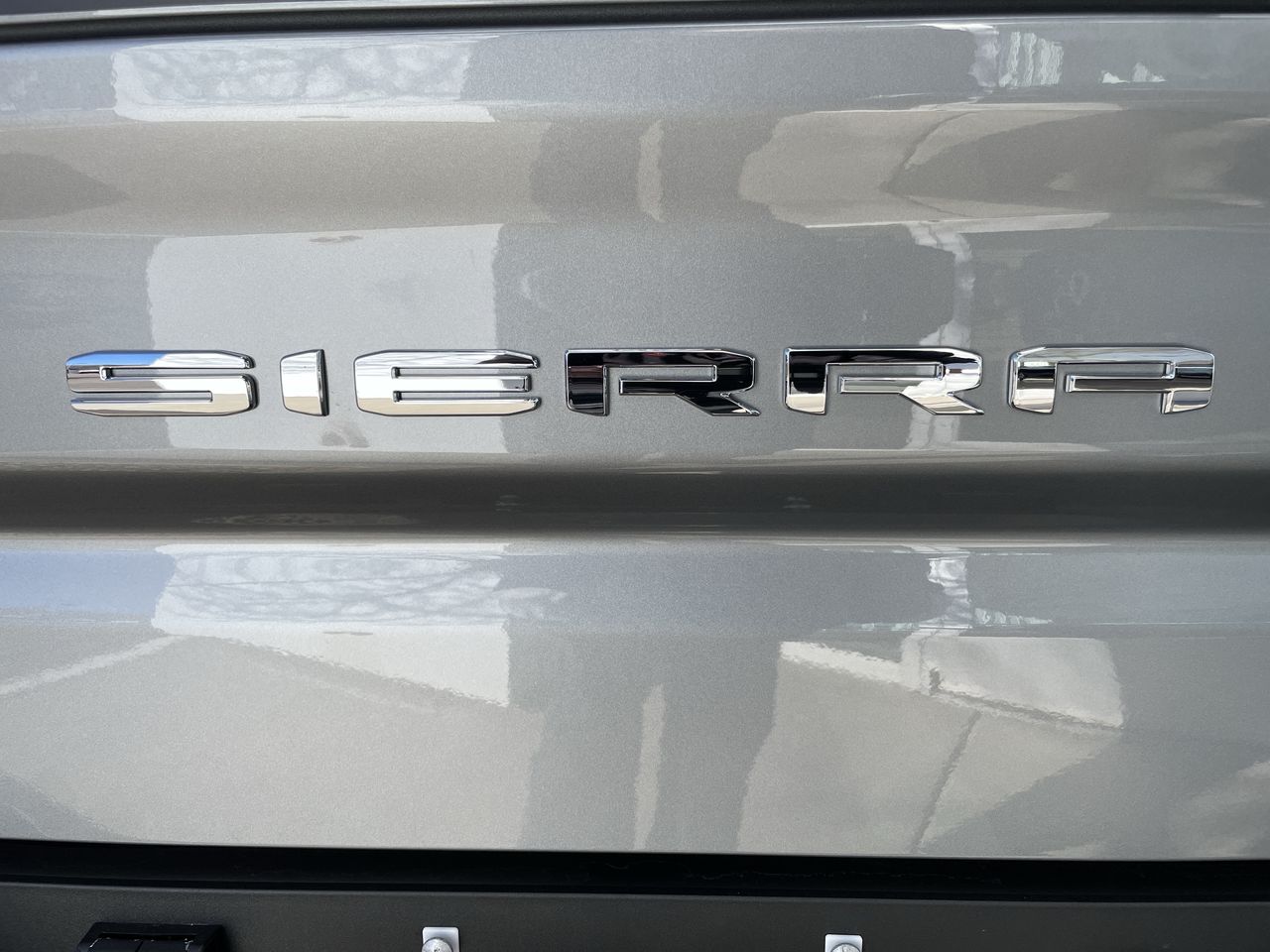 2025 GMC Sierra 1500 AT4X