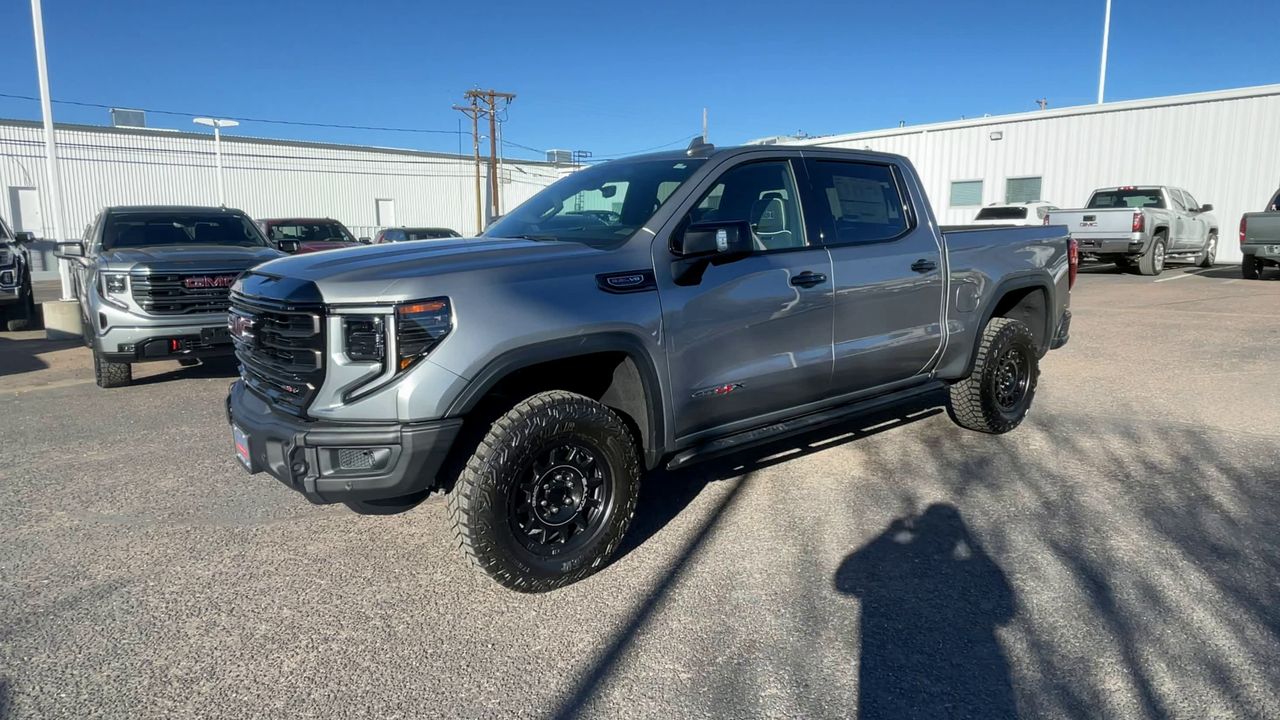 2025 GMC Sierra 1500 AT4X