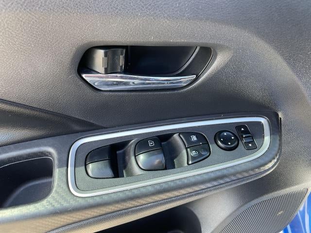 2021 Nissan Versa SR Xtronic CVT