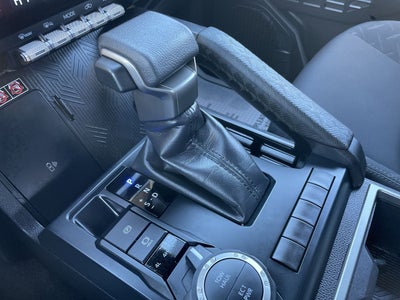 2024 Toyota Tacoma 4WD SR5